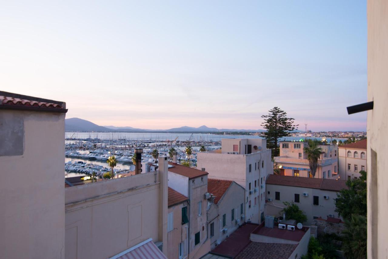 Studios10 Alghero Bagian luar foto