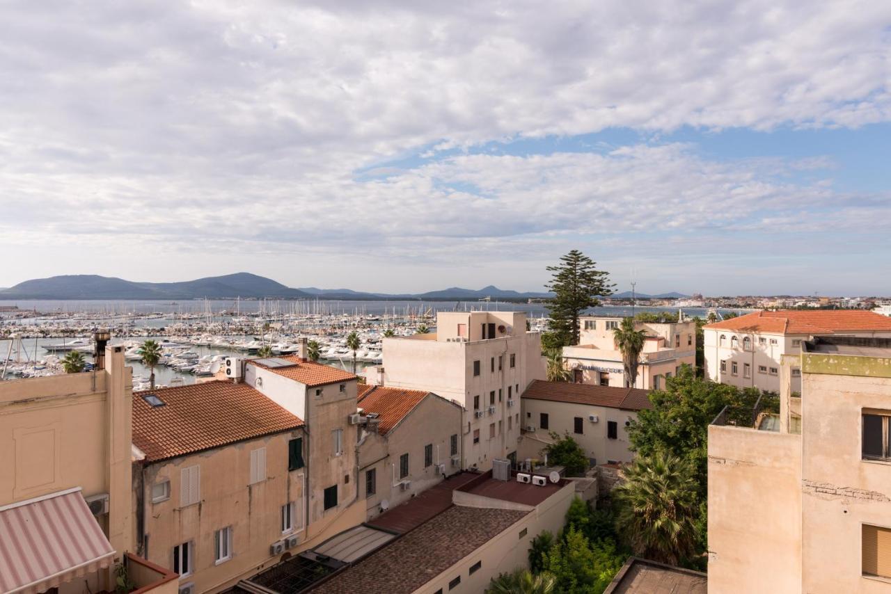 Studios10 Alghero Bagian luar foto